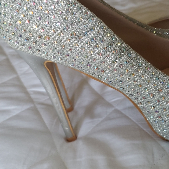 Sparkly heels size 10 - Picture 3 of 5
